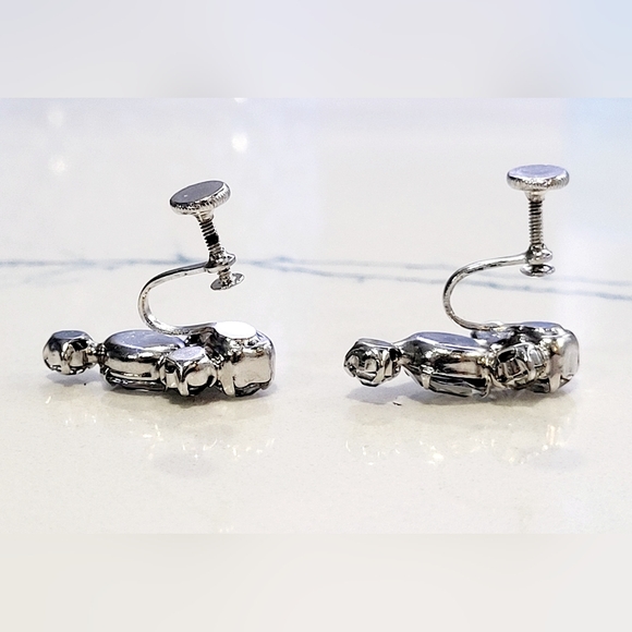 Vintage- Hollywood Regency Screwback Earrings- 1" - Picture 6 of 7